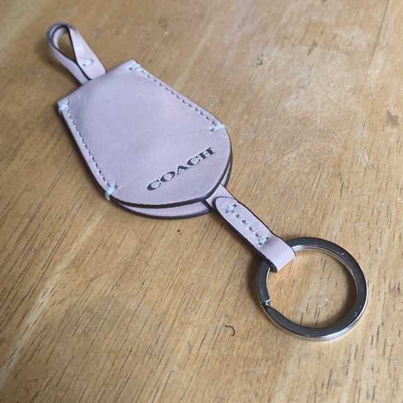 Coach Keychain in great condition - Picture 3 of 5